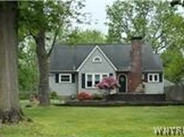 4540 Harris Hill Rd, Williamsville, NY 14221