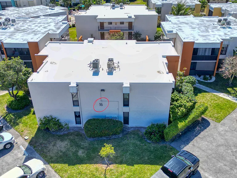 516 Osprey Dr #16C — Photo 47