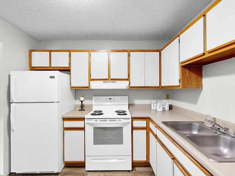 Cinnamon Ridge Apartments — Photo 13