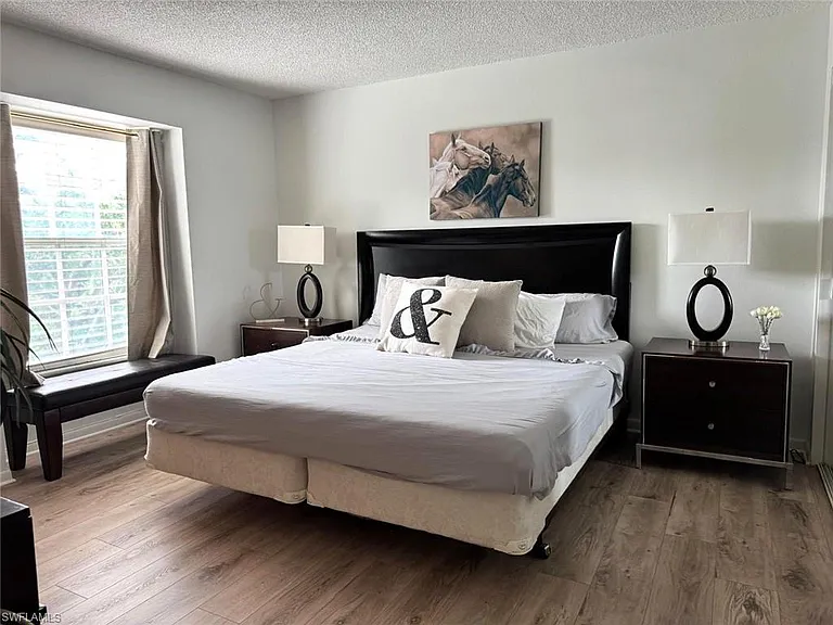 1900 Alamanda Dr #303 — Photo 10
