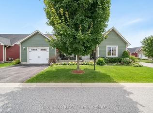 1 Bay Moorings Blvd, Penetanguishene, ON L9M0A4