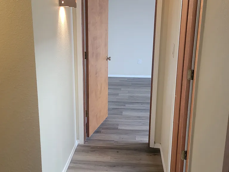 1908 Mountain Shadow Dr — Photo 19