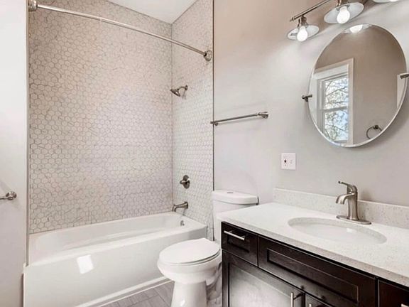 5th image of 4514 S Calumet Ave #3S-R