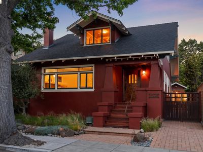 6004 Auburn Ave, Oakland, CA, 94618