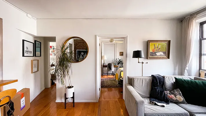 Rented by Roselyn  Fortuna LLC | media 15