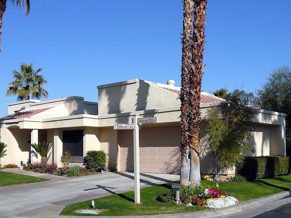Front View Corner Lot
