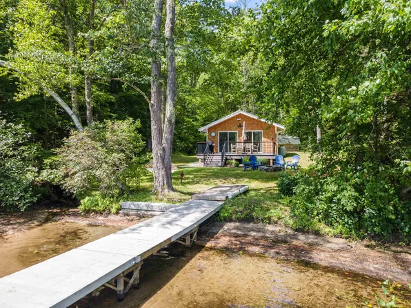 2 Nichols Road, Webster, NH 03303