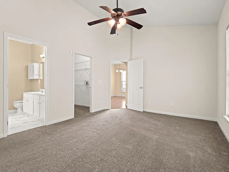 2225 Gablefield Ln — Photo 10