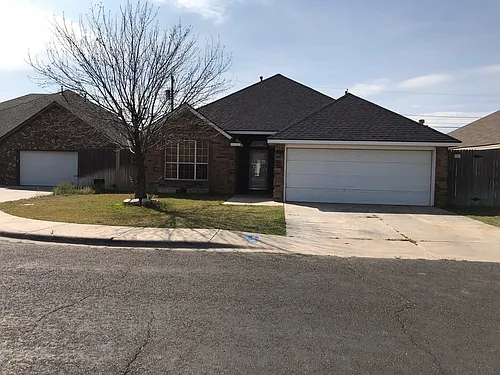 2206 Medford Ct Photo 1