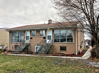 423 W Stone Ave, Addison, IL 60101