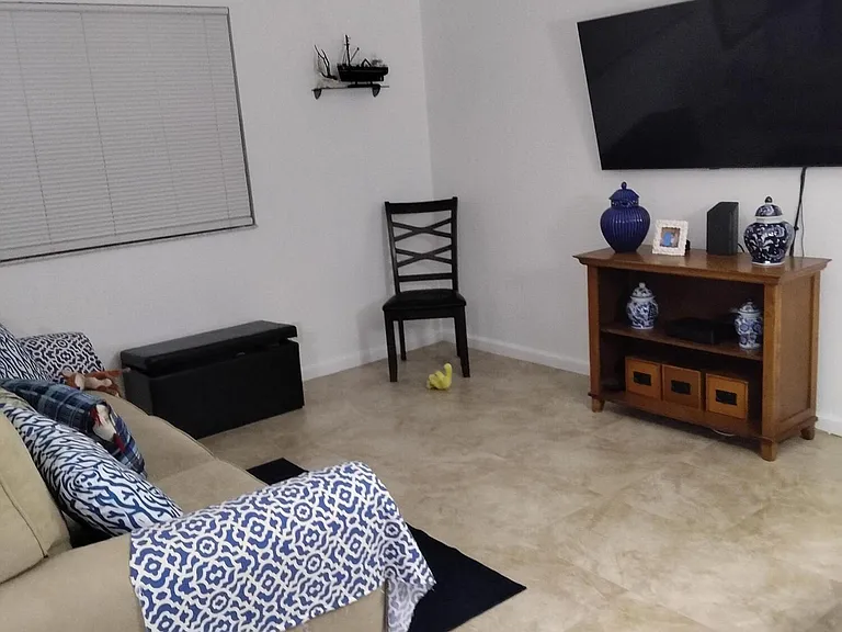 399 Brittany Dr #I — Photo 10