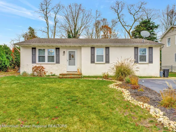 126 W Barnegat Avenue, Ocean Gate, NJ 08740