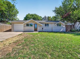 4421 Gary Dr, Haltom City, TX 76117