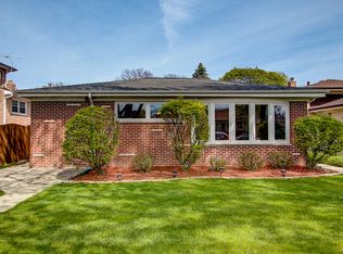 9029 Meade Ave, Morton Grove, IL 60053