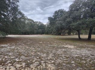 160 Janet Ave, Interlachen, FL 32148