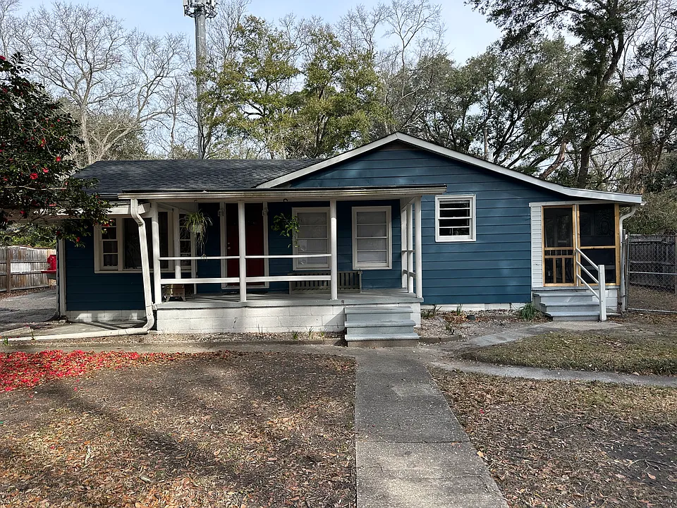 1620 Mole Ln