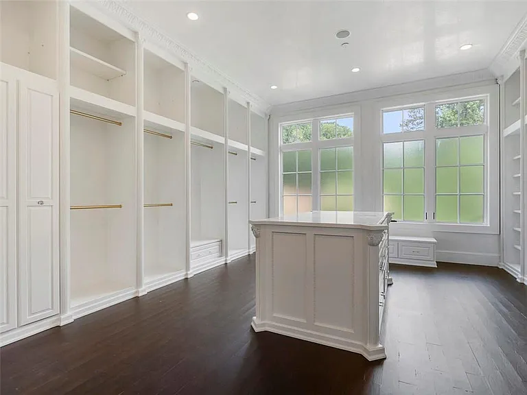 6420 Riverside Dr NW — Photo 49