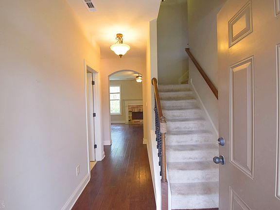 3rd image of 259 Turnbridge Cir