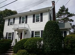11 Barclay Rd, West Roxbury, MA 02132