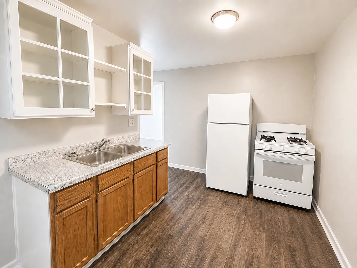 2 bed, 750 sqft, $1,800 — Photo 2