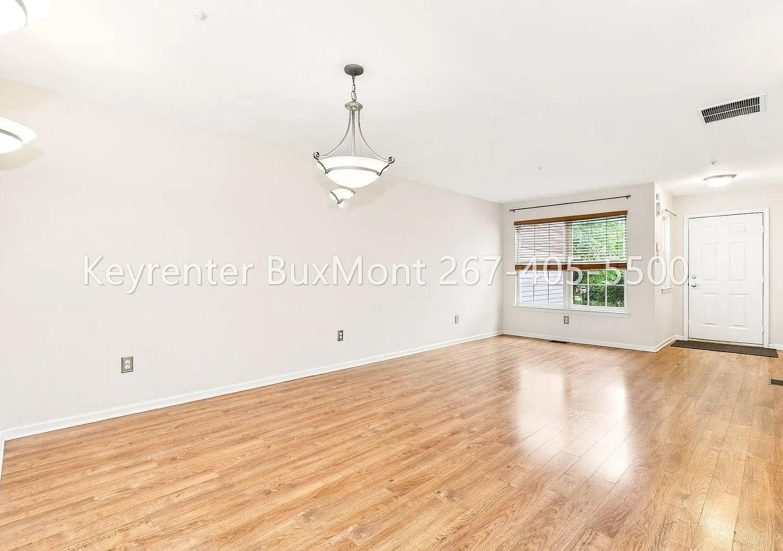 3 Bed 2.5 Bath Townhome in Windrush Development — Photo 4
