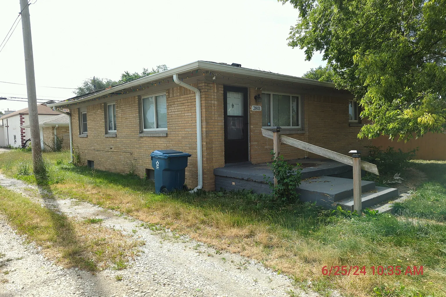 2801 S Lockburn St photo 1