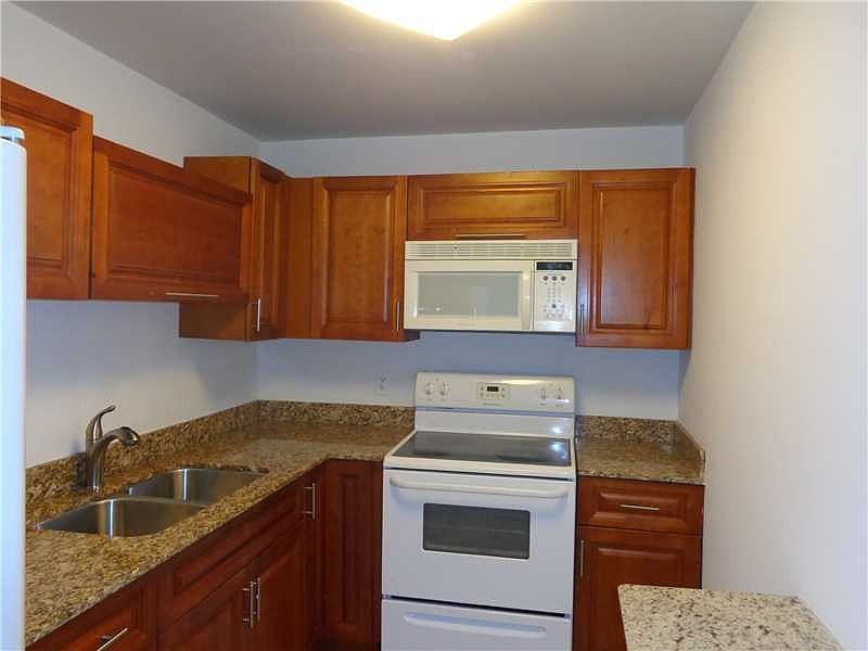 1st image of 16851 NE 23rd Ave #C318