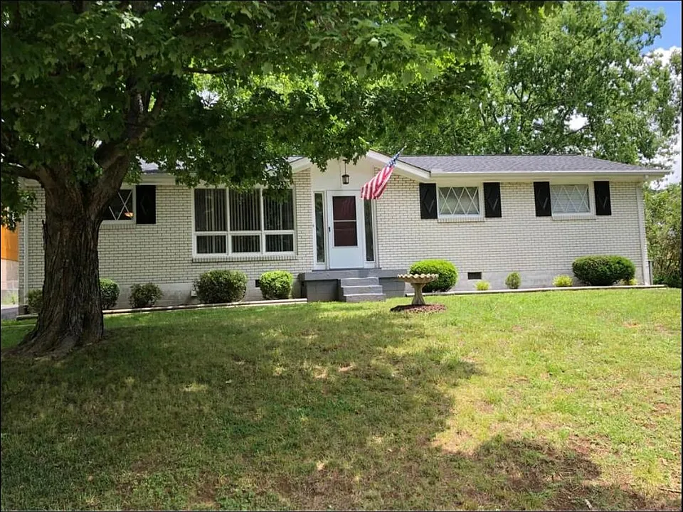 394 Annex Ave