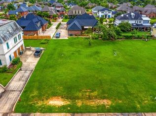 E Shoal Creek Dr, Lake Charles, LA 70605