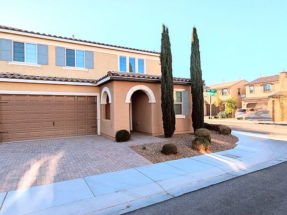 Like New Corner Lot Model Home