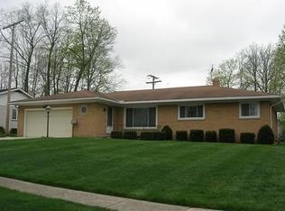 7608 Yorktown Ln, Middleburg Heights, OH 44130