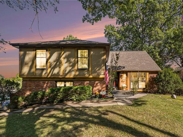 10407 Askew Ave, Kansas City, MO 64137