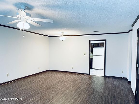3rd image of 87 Barnes St