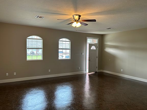 3rd image of 5050 Weston Dr