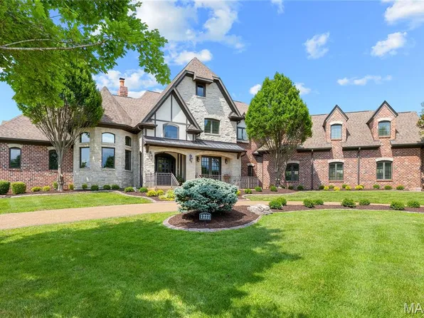 1222 Devonworth Dr, Chesterfield, MO 63017