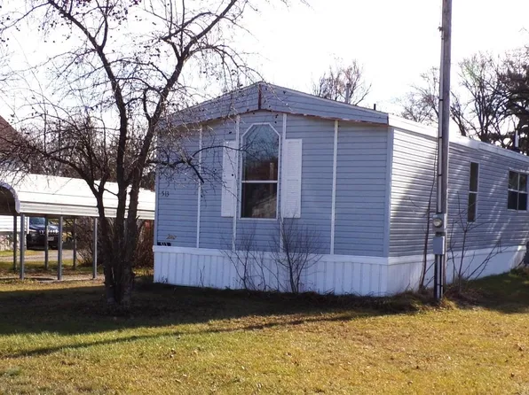 513 Main St, Redgranite, WI 54970