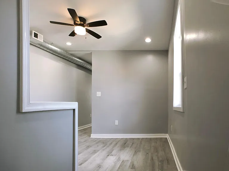 1402 Carroll St #2 — Photo 7