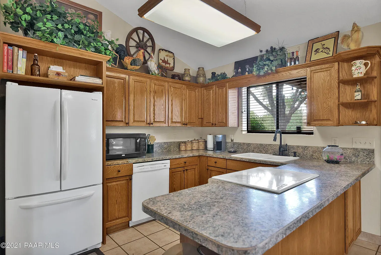 4 bed, 2912 sqft, $3,150 — Photo 4