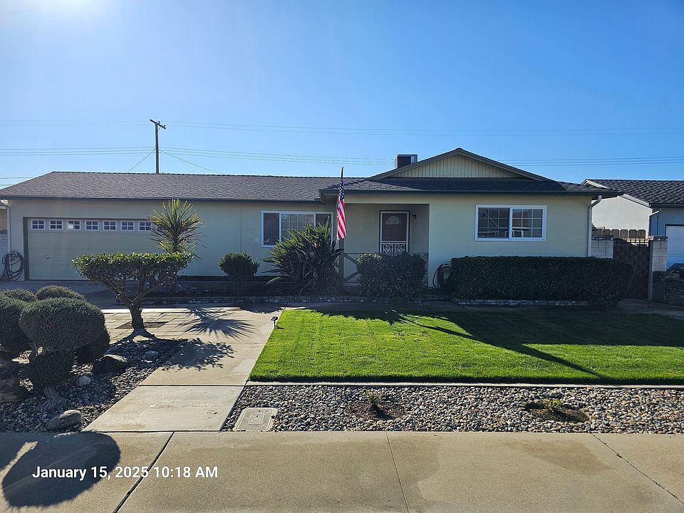 1st image of 2949 E Laurel Ave