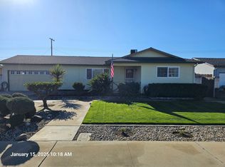 2949 E Laurel Ave, Visalia, CA