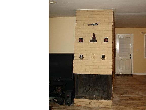 5th image of 19 Marlin Dr