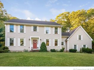 1510 Paradise Ave, Hamden, CT 06514