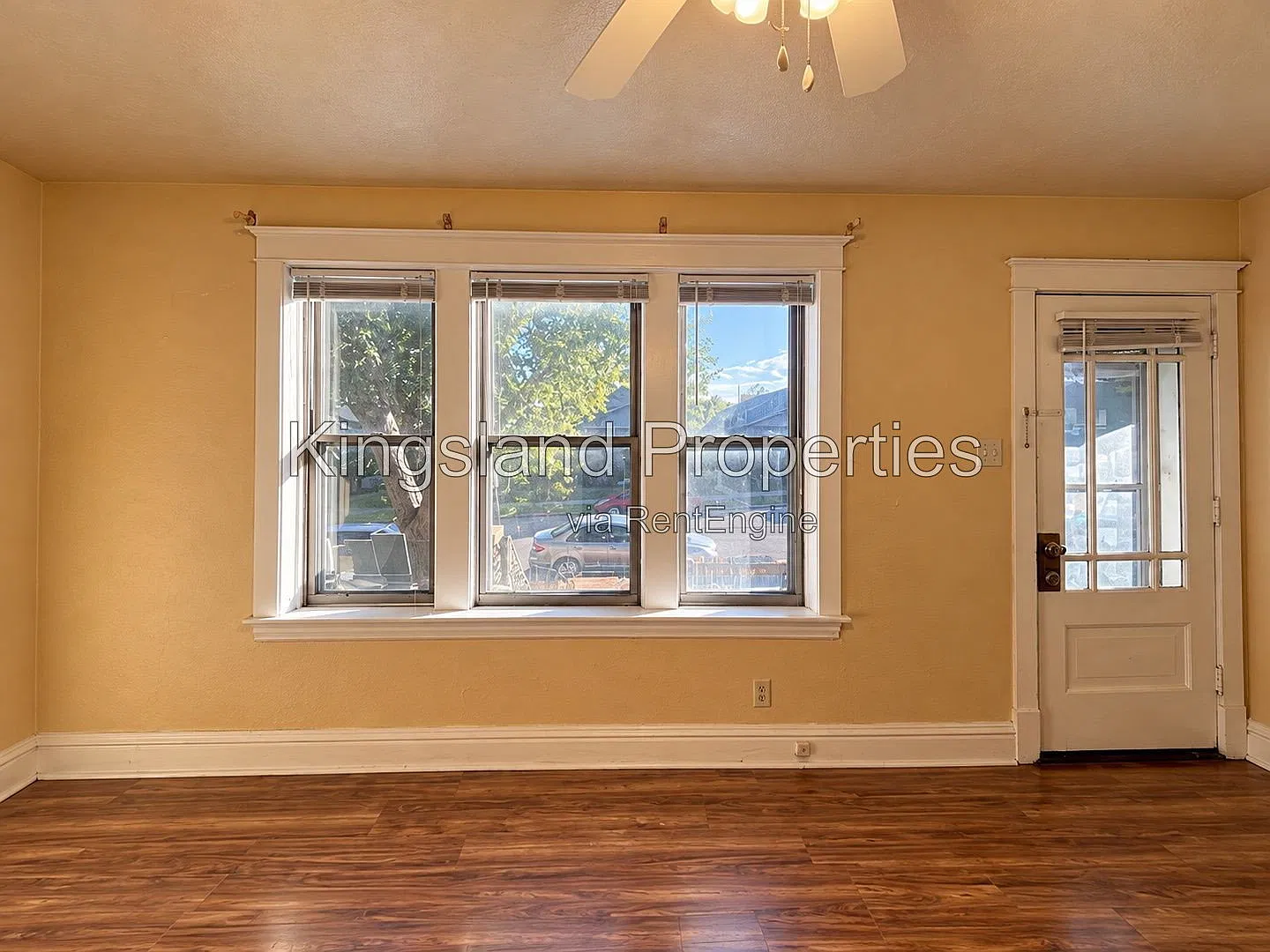 1 bed, 1.0 bath, 900 sqft, $900 — Photo 2