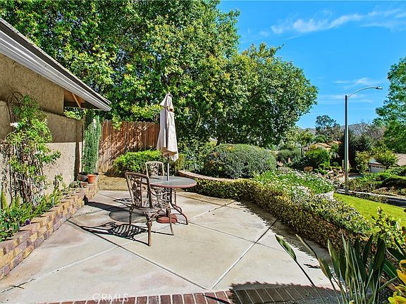 4th image of 1451 Trenton Dr