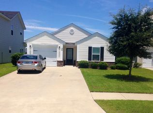32 Spring Lake Cir, Savannah, GA 31407