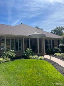 309 Greenbriar Estates Dr, Saint Louis, MO, 63122