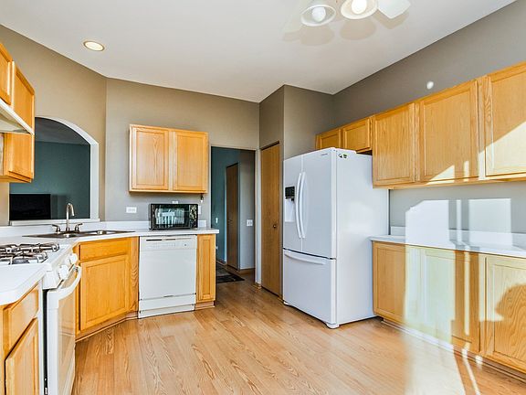 4th image of 1182 Delta Dr #1182