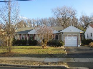 25 Valley View Rd, Hillside, NJ 07205