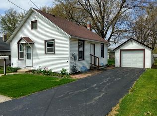 204 E Elkhorn St, Polo, IL 61064