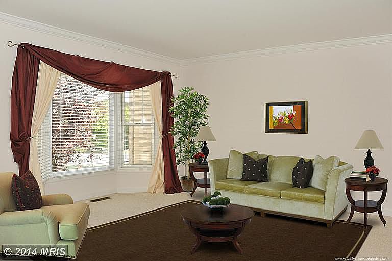 1st image of 6209 Glenshire Row